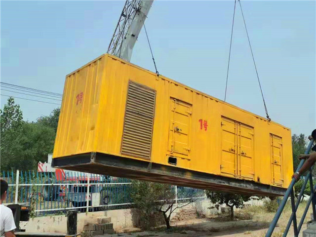 和林格尔300KW柴油发电机组油耗是多少?