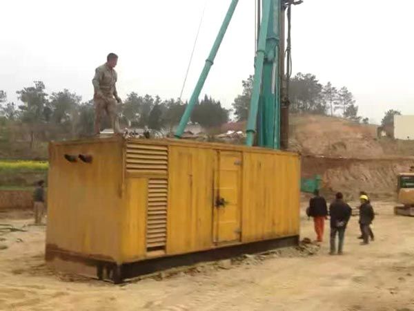 和林格尔如何判断水冷式机油散热器密封件是否需要更换？